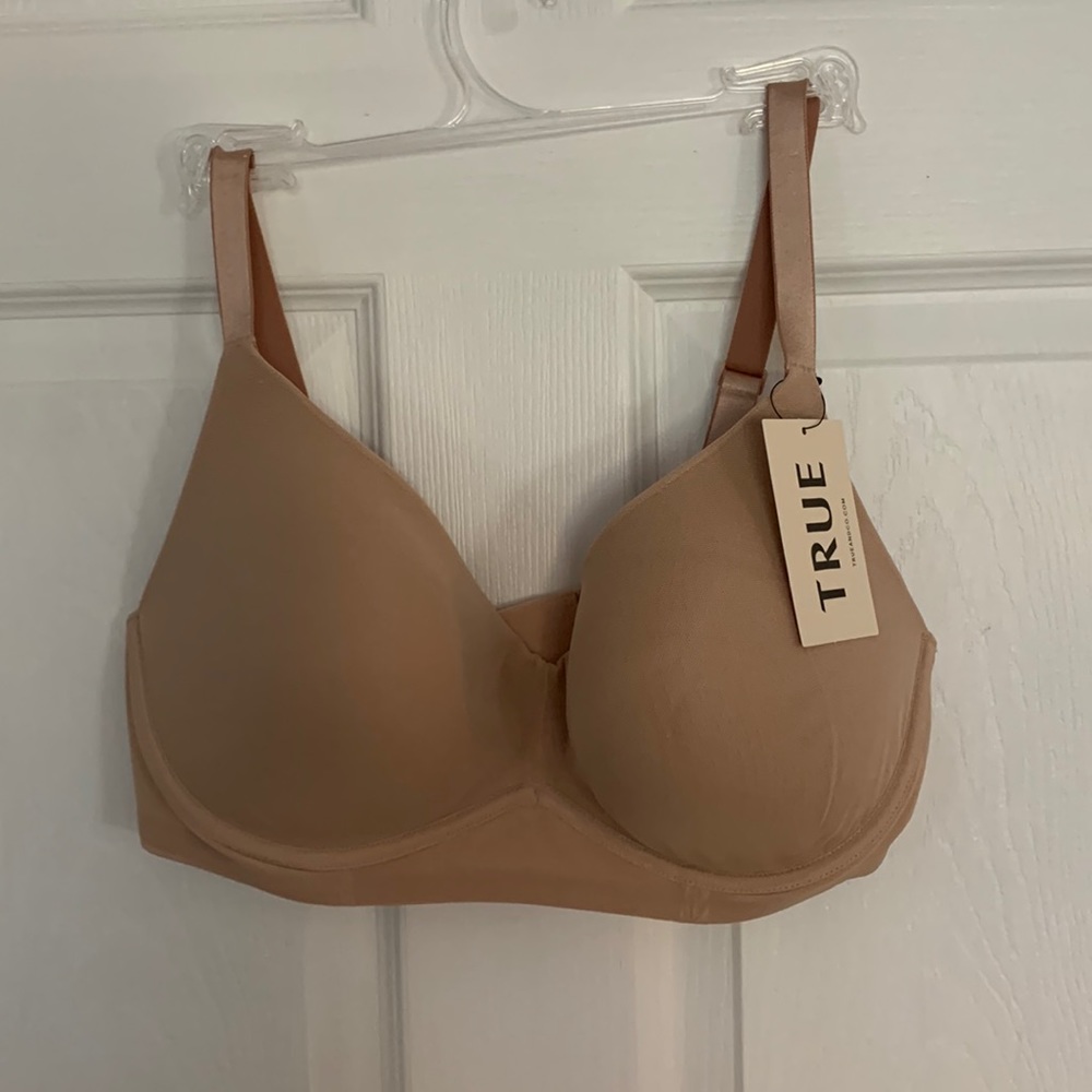 True & Co. Bra Large NWOT